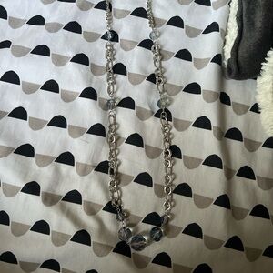 Long silver chain necklace with crystal details #glamour